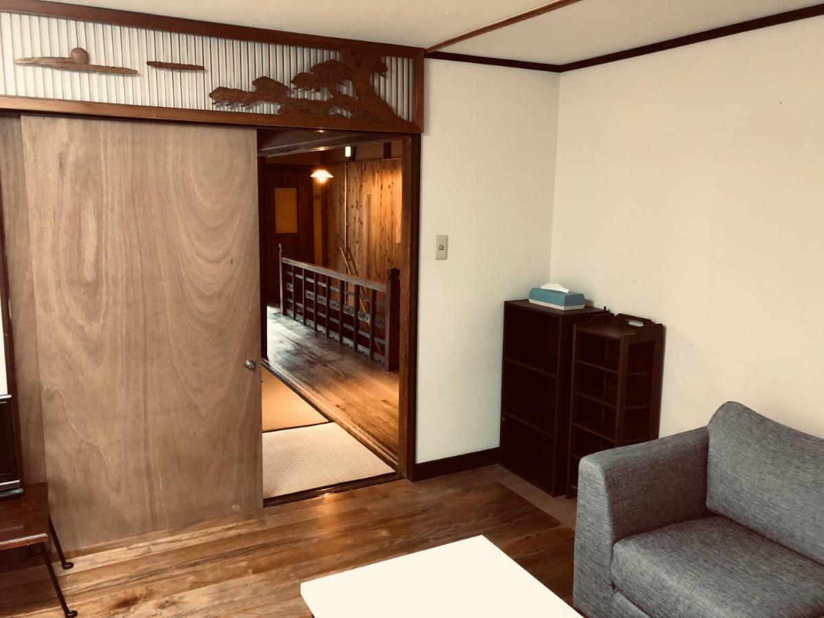 Tsuruya Guesthouse Hiroshima Luaran gambar